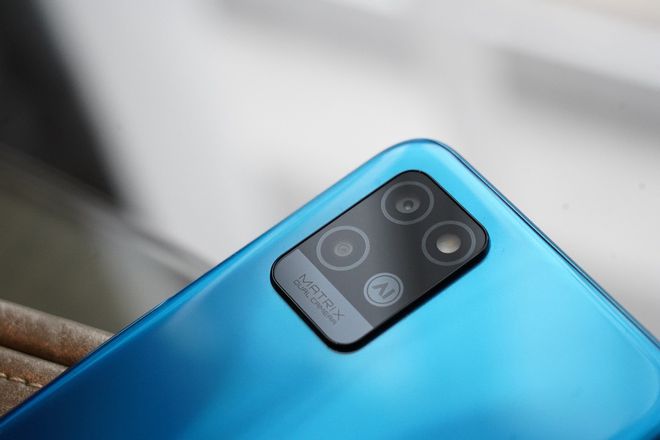 爱游戏体育APP官网入口这个5G手机续航有点夸张——realme 线评测(图9)